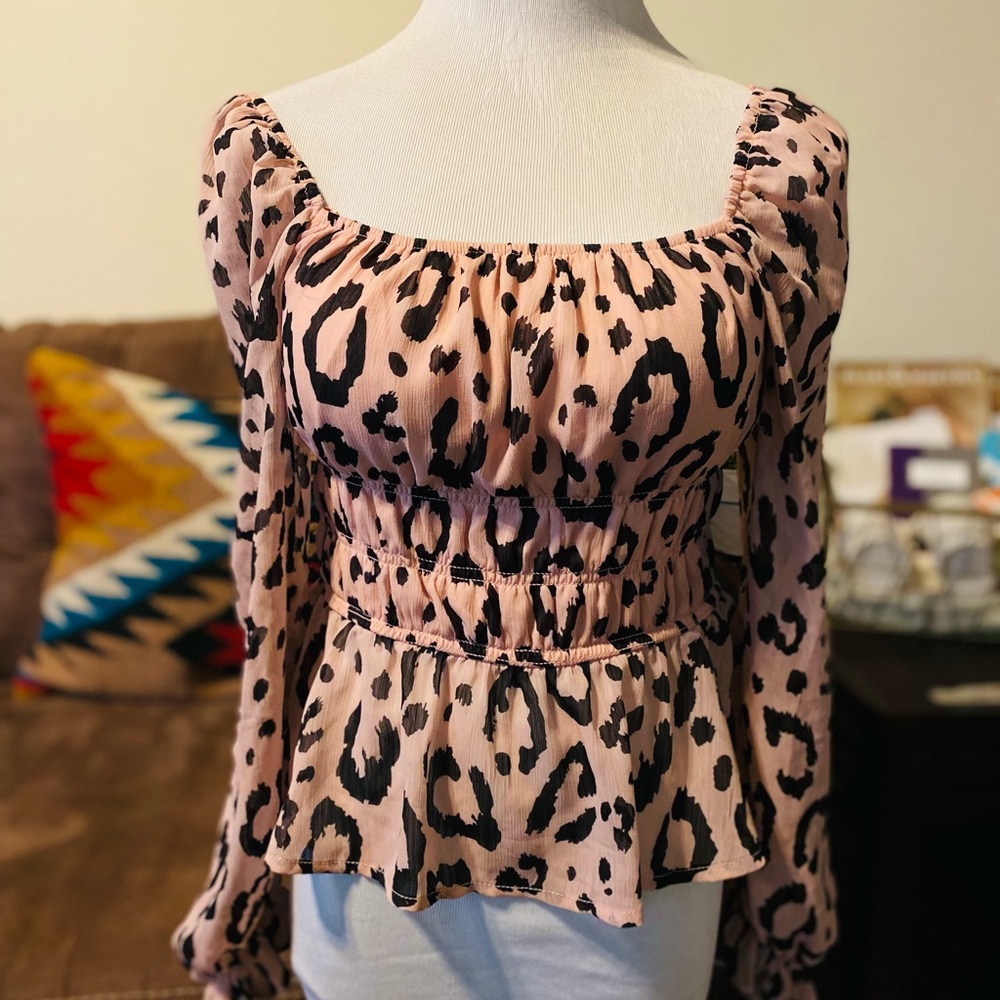 Mi Ami Pink Leopard Blouse